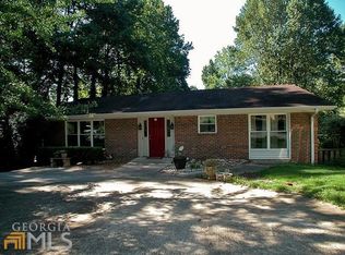 1983 Ellwyn Dr, Chamblee, GA 30341