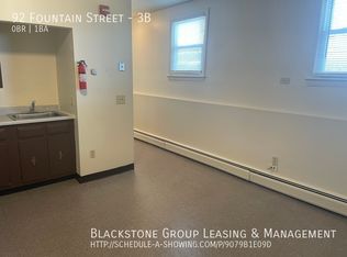 92 Fountain St APT 3B, Woonsocket, RI 02895