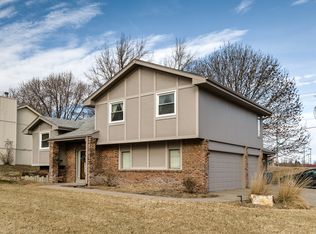 20202 Gateway Rd, Elkhorn, NE 68022