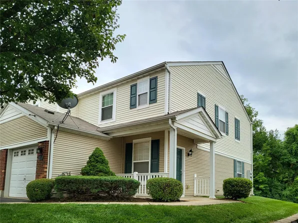 4873 Heritage Heights Cir, Hazelwood, MO 63042