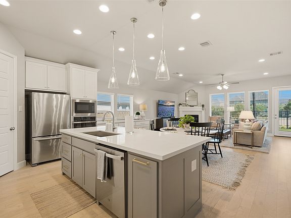 5th image of 2320 Macy Way