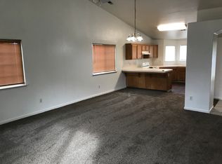 4285 W Saginaw Way, Fresno, CA