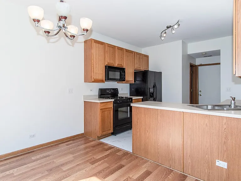 4133 Blackstone Dr — Photo 13