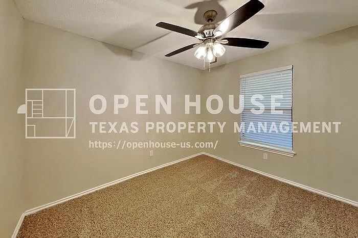 4819 Gaylewood Ct — Photo 11