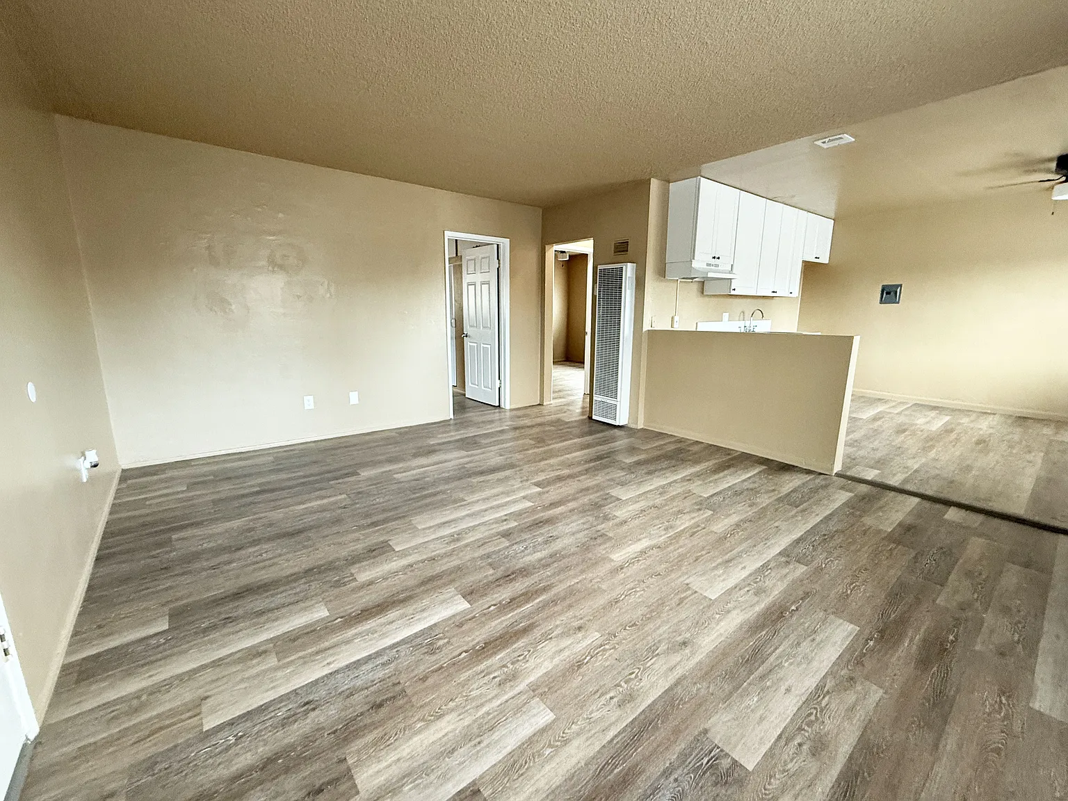 15319 South White Avenue - L — Photo 4