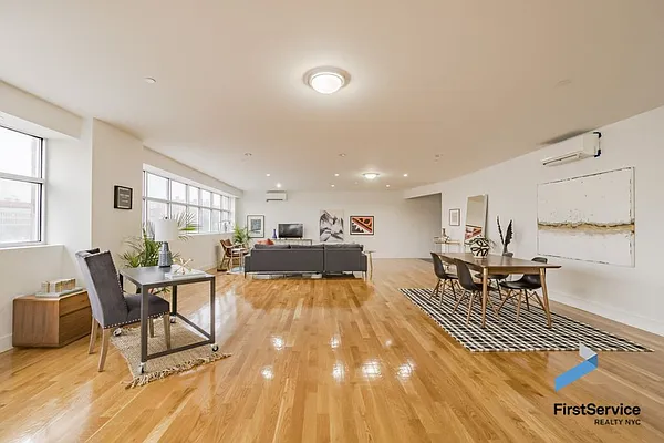 Rented by FirstService Realty (legacy) | media 5