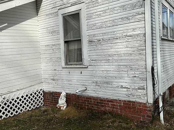 4th image of 422 Virginia Ave