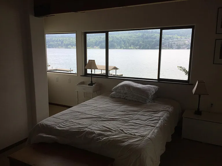 2058 Dellesta Dr — Photo 16