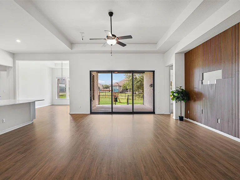 1336 Academy Oaks Dr — Photo 10