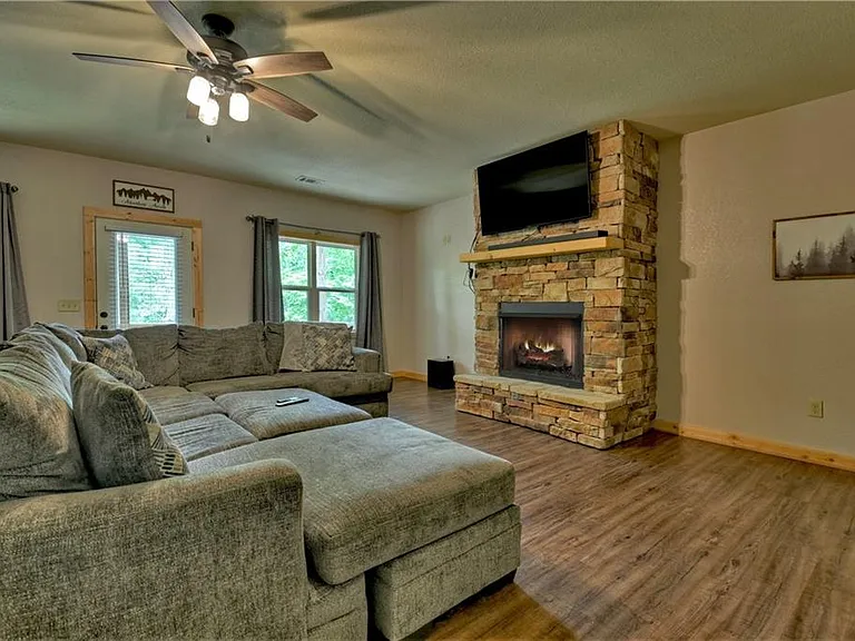298 Spindrift Ct — Photo 20