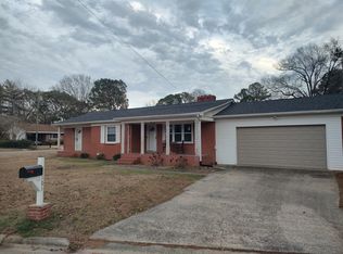 101 W Berkshire Rd, Greenville, NC 27858