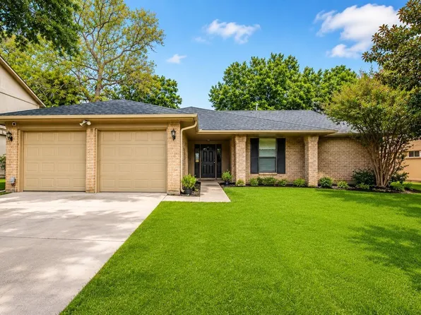 3919 Wintergreen Dr, Humble, TX 77396