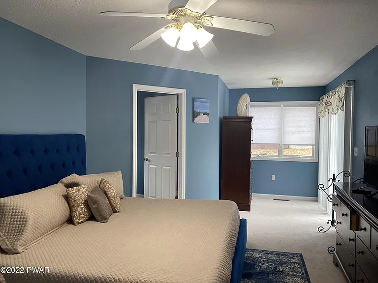 101 Pommel Dr — Photo 24