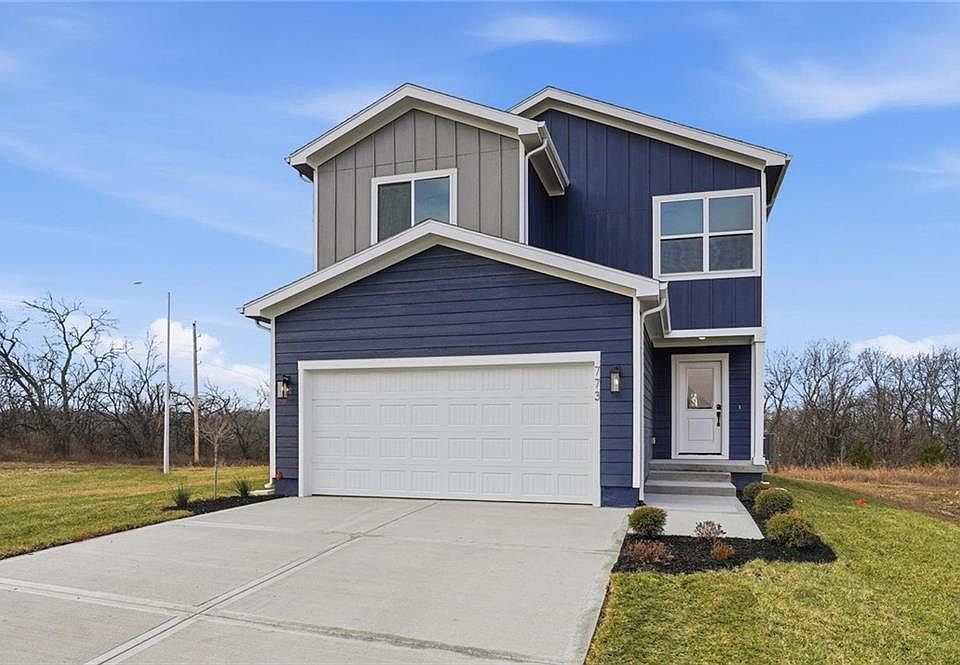 1st image of 4809 SW 6th Ter