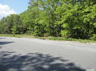 109 Silas Carter Rd, Manorville, NY 11949