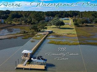 712 Donnelly Corner Dr, Awendaw, SC 29429