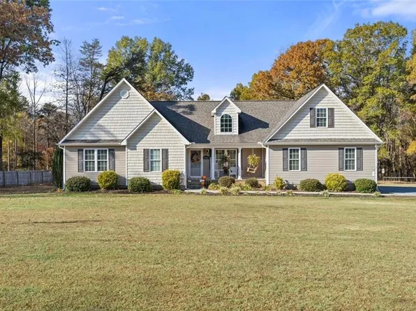 2432 Elon Ossipee Rd, Elon, NC 27244