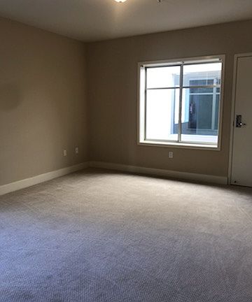 3rd image of 755 Eddy St