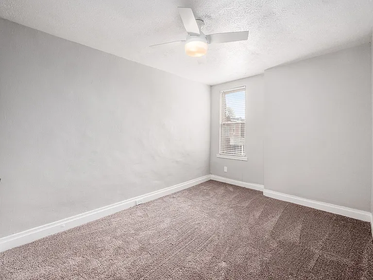 1246 S Washington Ave — Photo 20