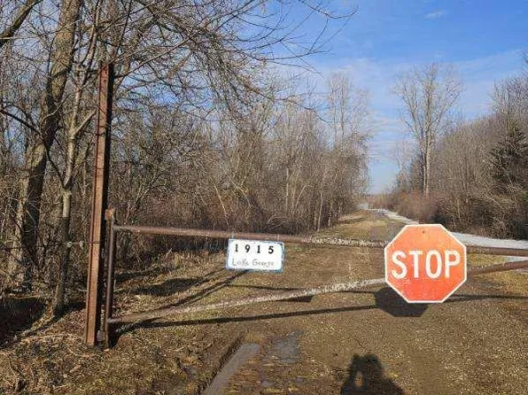 1915 S Lake George Rd, Attica, MI 48412