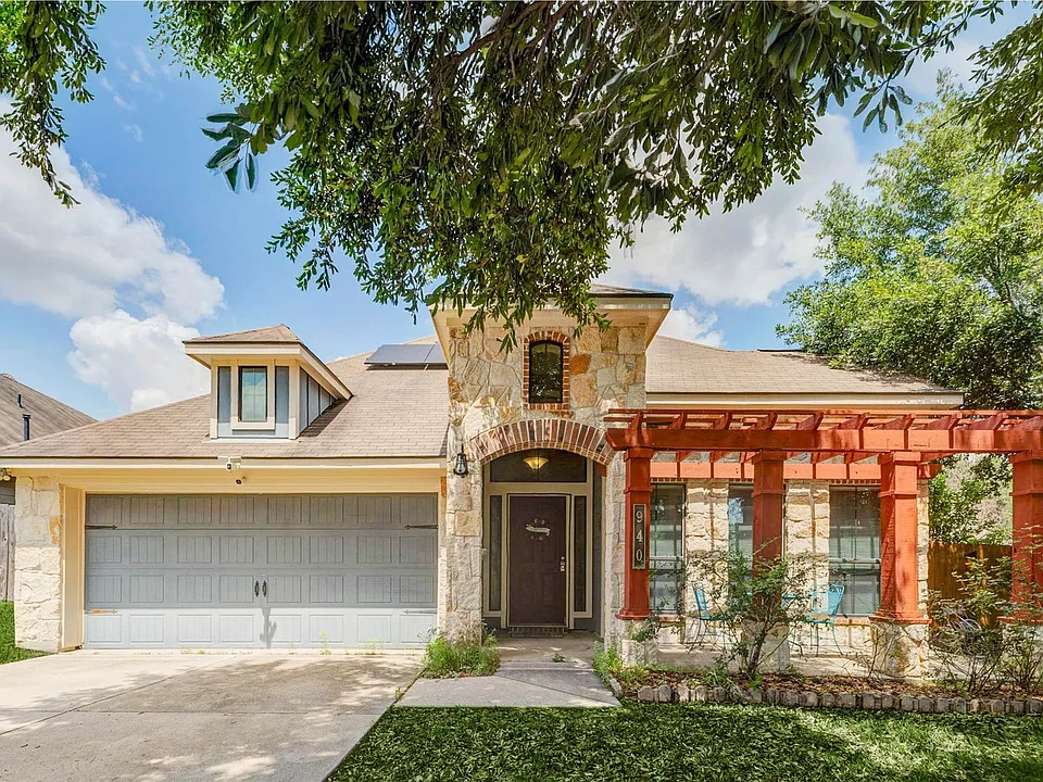 940 Oak Lynn Dr