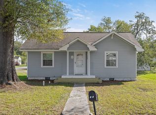 1200 Henderson Ave, Rossville, GA 30741