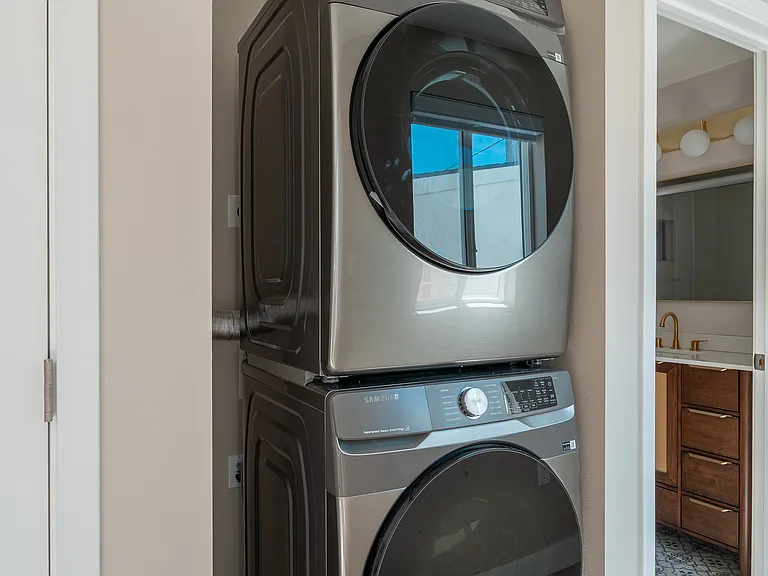 in unit washer and dryer