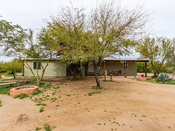 3rd image of 10390 W Anthony Dr