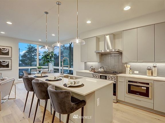 5th image of 1518 A 5th Avenue N