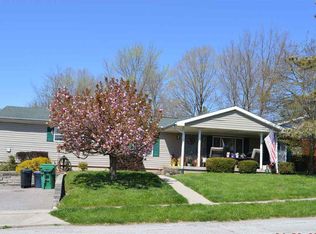 7 N 7th St, Gosport, IN 47433