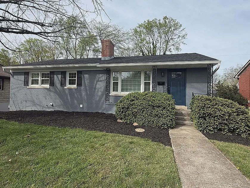 677 Mount Vernon Dr photo 1