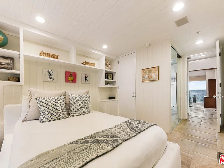 27352 Pacific Coast Hwy — Photo 30