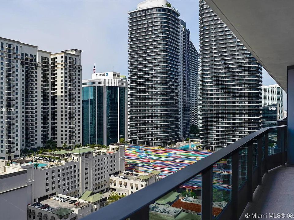 1st image of 1000 Brickell Plz #2206