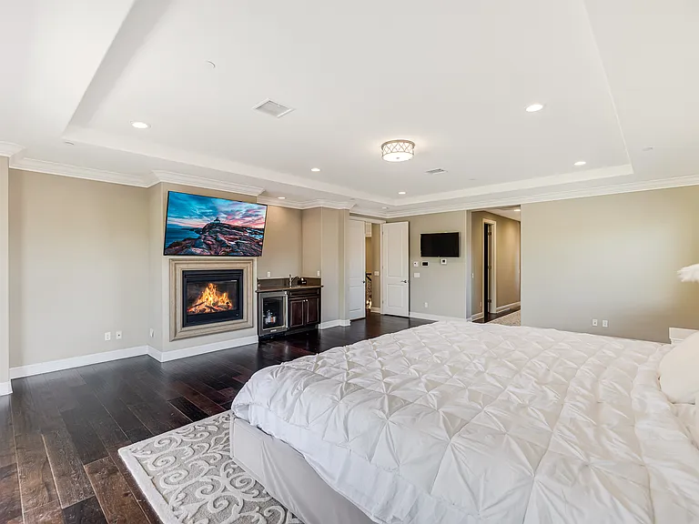 7305 Augusta Dr — Photo 32