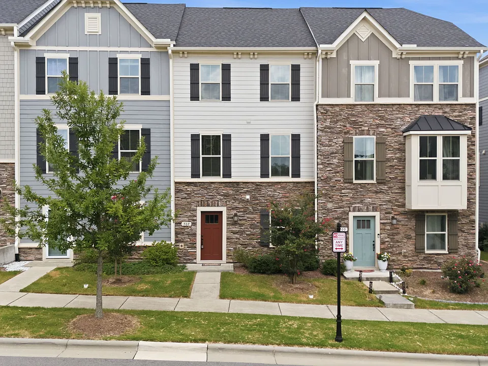 707 Channing Park Cir
