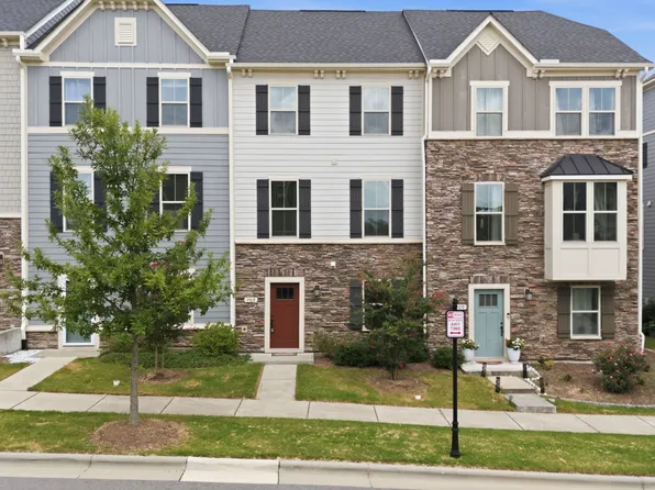 707 Channing Park Cir, Cary, NC 27519