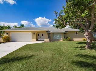 5020 Saxony Ct, Cape Coral, FL 33904