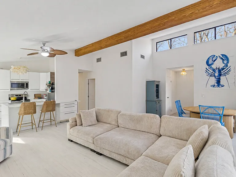15 Harrison Ave — Photo 11