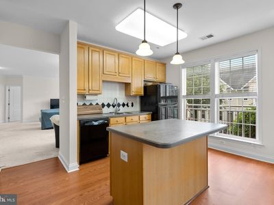 803 Reserve Champion Dr #16-201, Rockville, MD, 20850