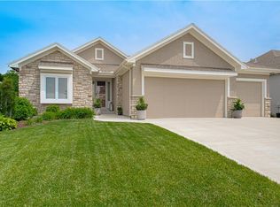 17227 S Allman Rd, Olathe, KS 66062