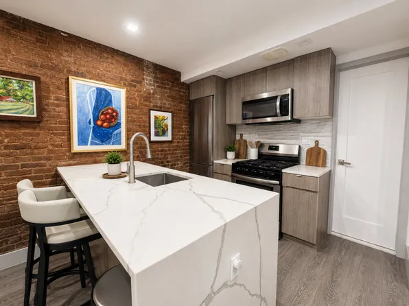 43 West 68th Street image 1 of 7