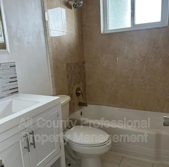 7891 Sheridan St — Photo 20