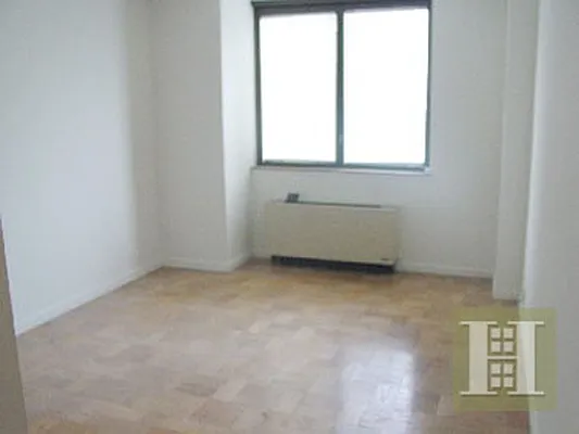 Rented by Halstead Real Estate | media 21