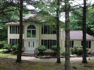 109 Edwin Ln, Stroudsburg, PA
