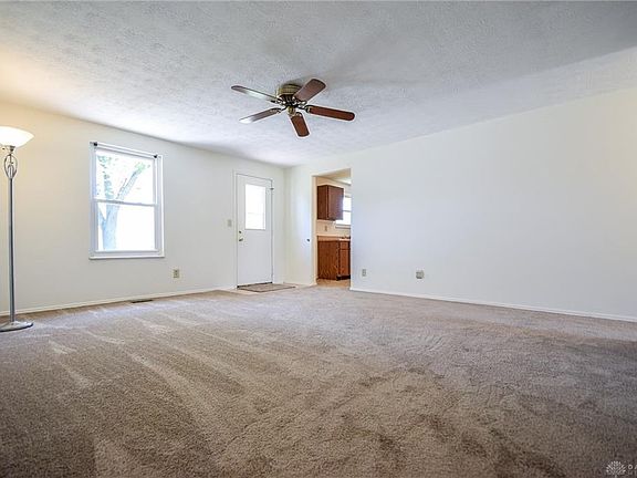 2nd image of 8482 Schoolgate Dr