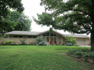 551 S Hidden Valley Rd, Wichita, KS 67209