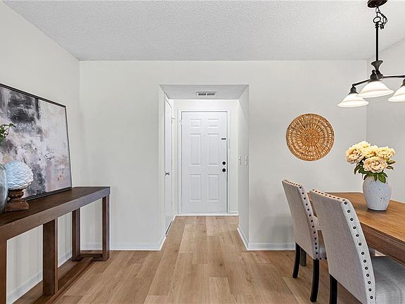 3rd image of 12854 W 110th Ter