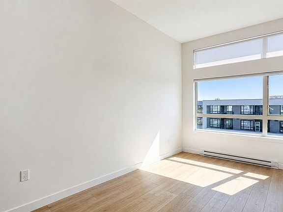 4th image of 10777 138th St #624