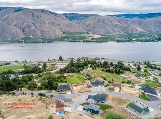 1007 Two Rivers Rd, Entiat, WA 98822