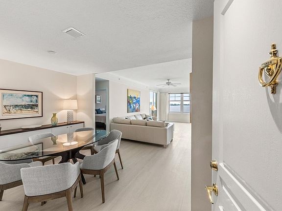 5th image of 750 N Tamiami Trl Unit 1515